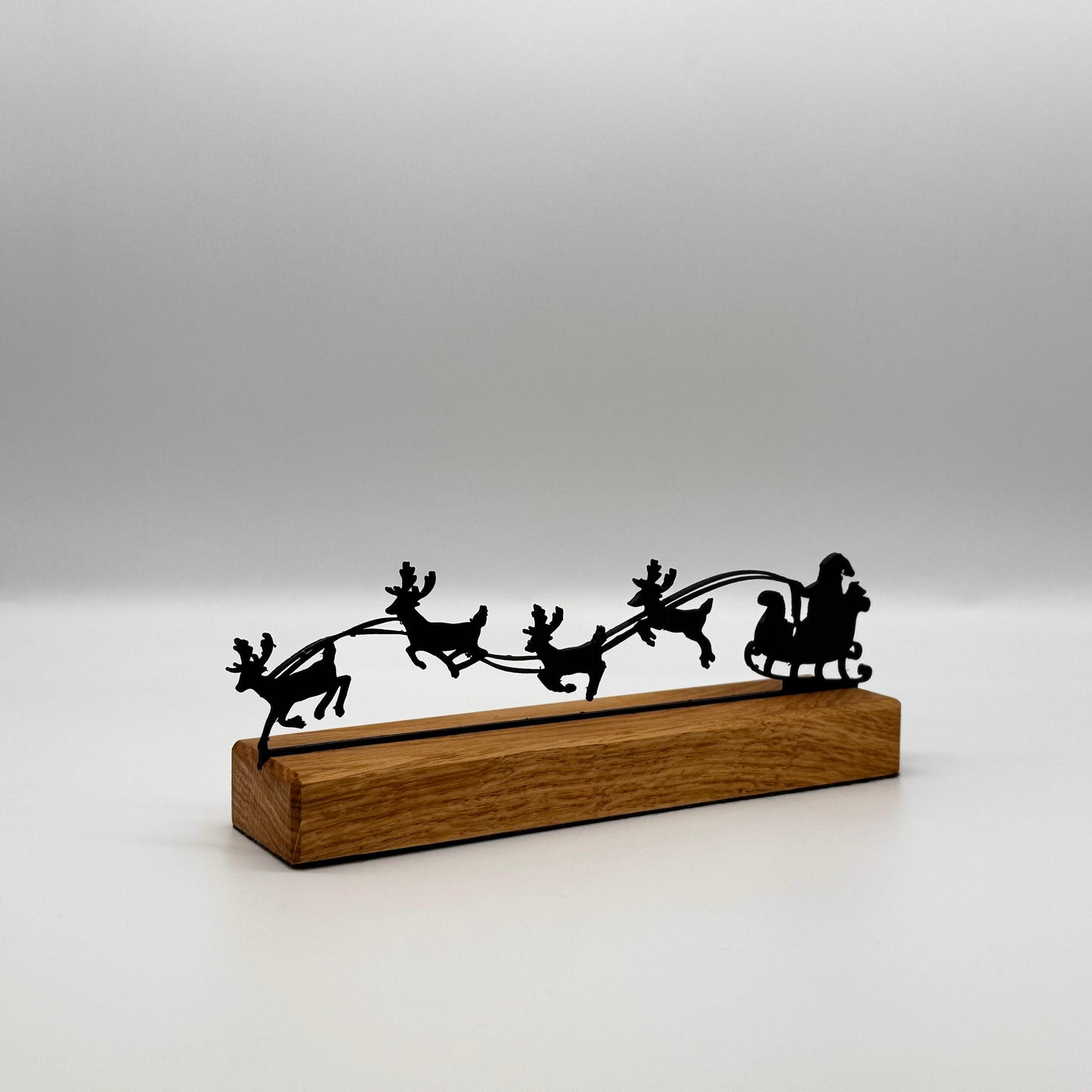 Weihnachtsdeko Holz Eiche – Rentierschlitten Silhouette schwarz, moderne Winterdeko, Geschenkidee Weihnachten, Holzdeko, Tischdeko