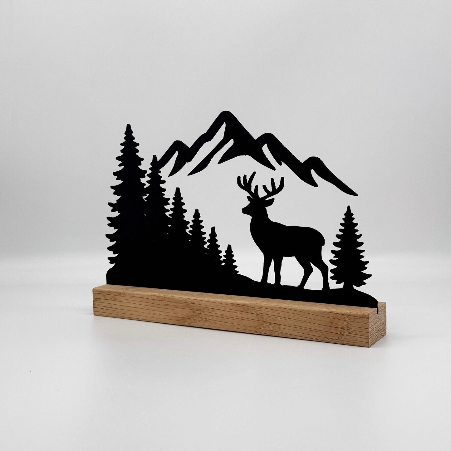 Berg & Hirsch Deko aus Holz Natur Wohnaccessoire mit Eichenholzsockel