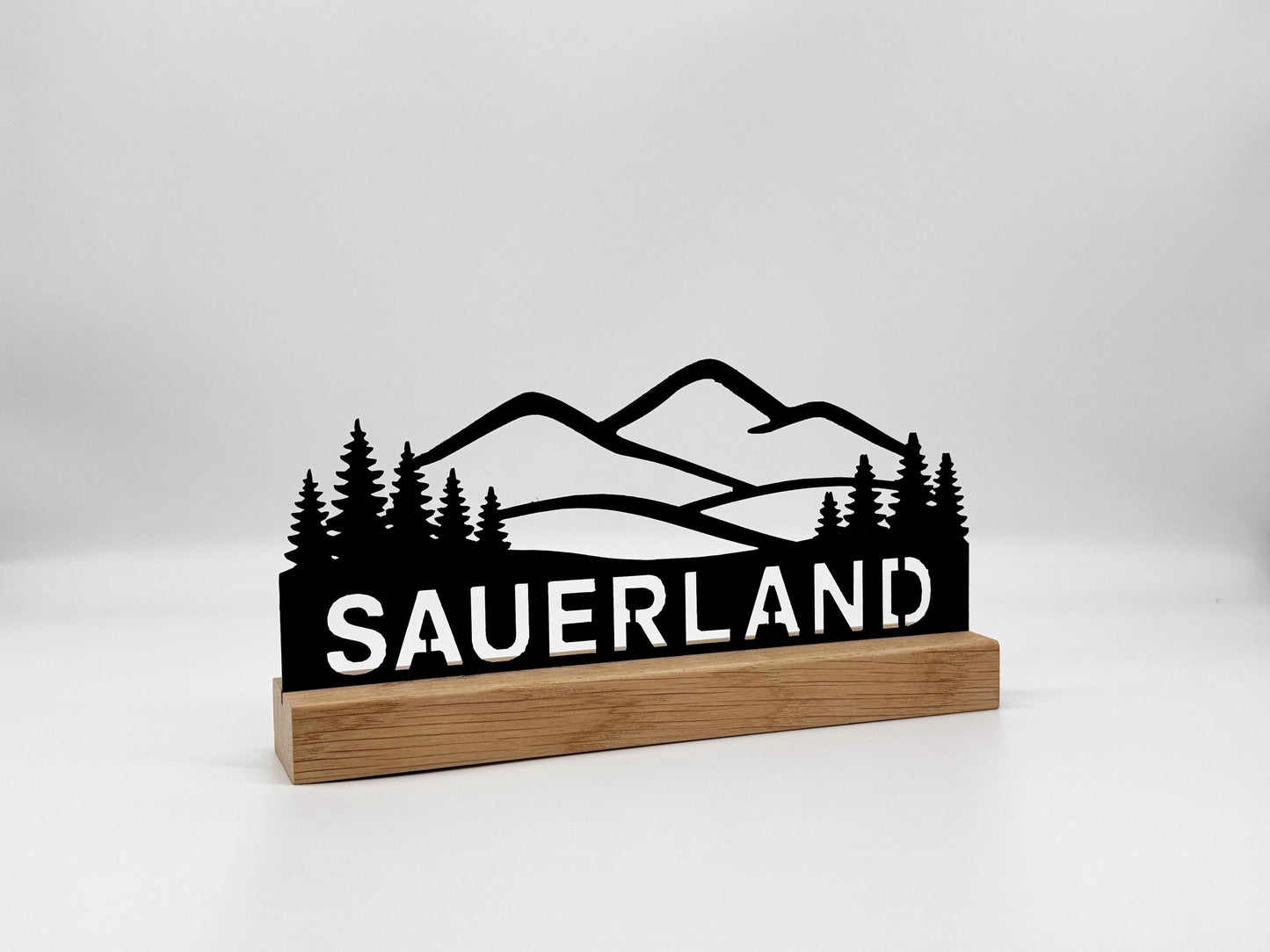 Heimat Deko Sauerland Minimalistische Holzsilhouette auf Eiche
