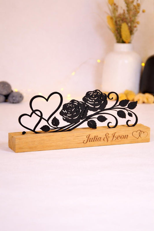 Personalisierte Valentinstag Silhouette aus Holz  Herz & Rosen Aufsteller mit Gravur  Geschenk für Paare, Hochzeit, Jahrestag, Liebe