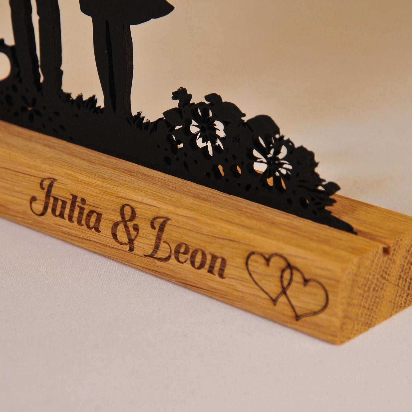 Personalisiertes Geschenk für Paare aus Holz  Paar Silhouette mit Namen | Valentinstag Geschenk Hochzeit