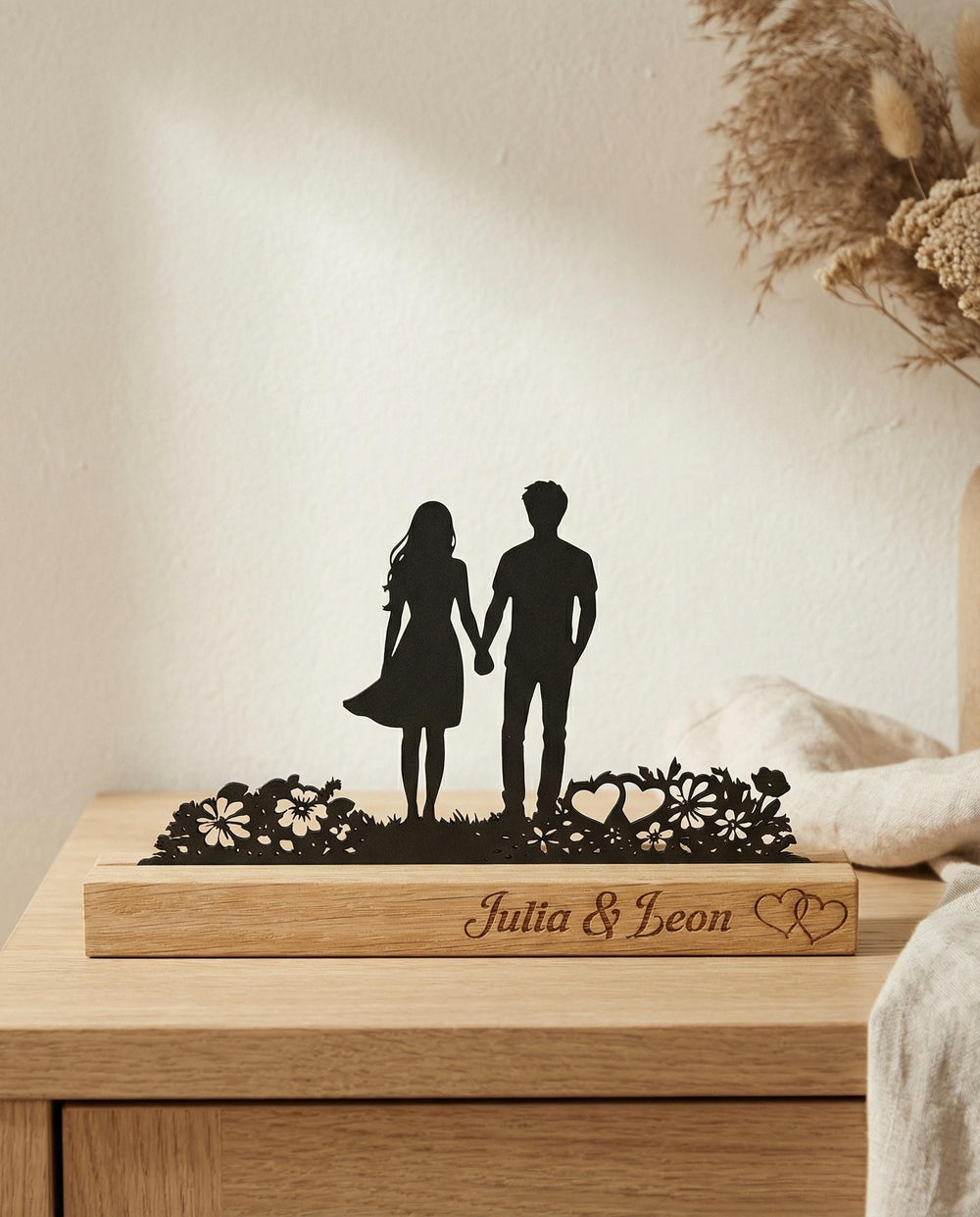 Paar-Silhouette aus Holz – Ansicht 1