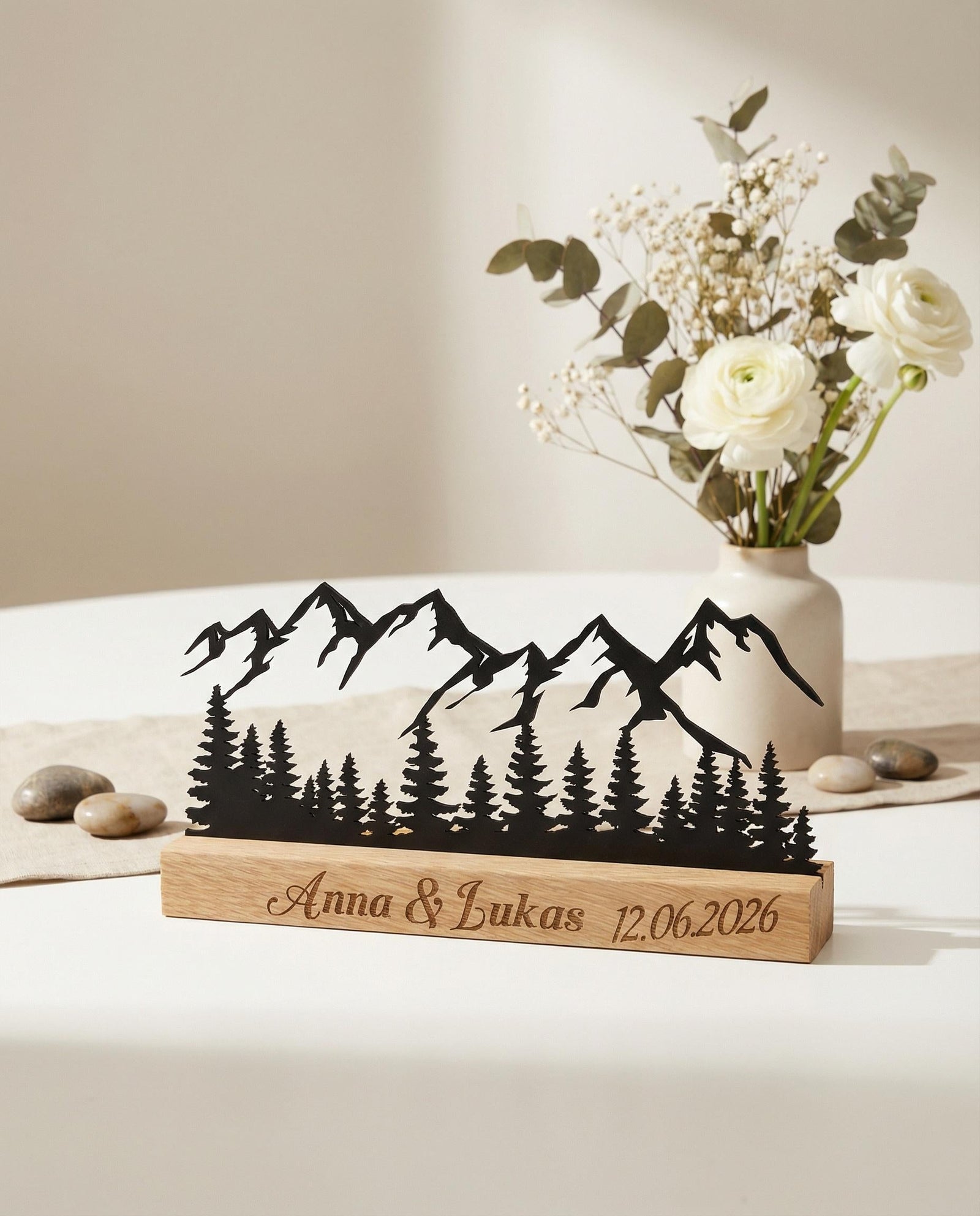 Bergsilhouette aus Holz – Ansicht 12