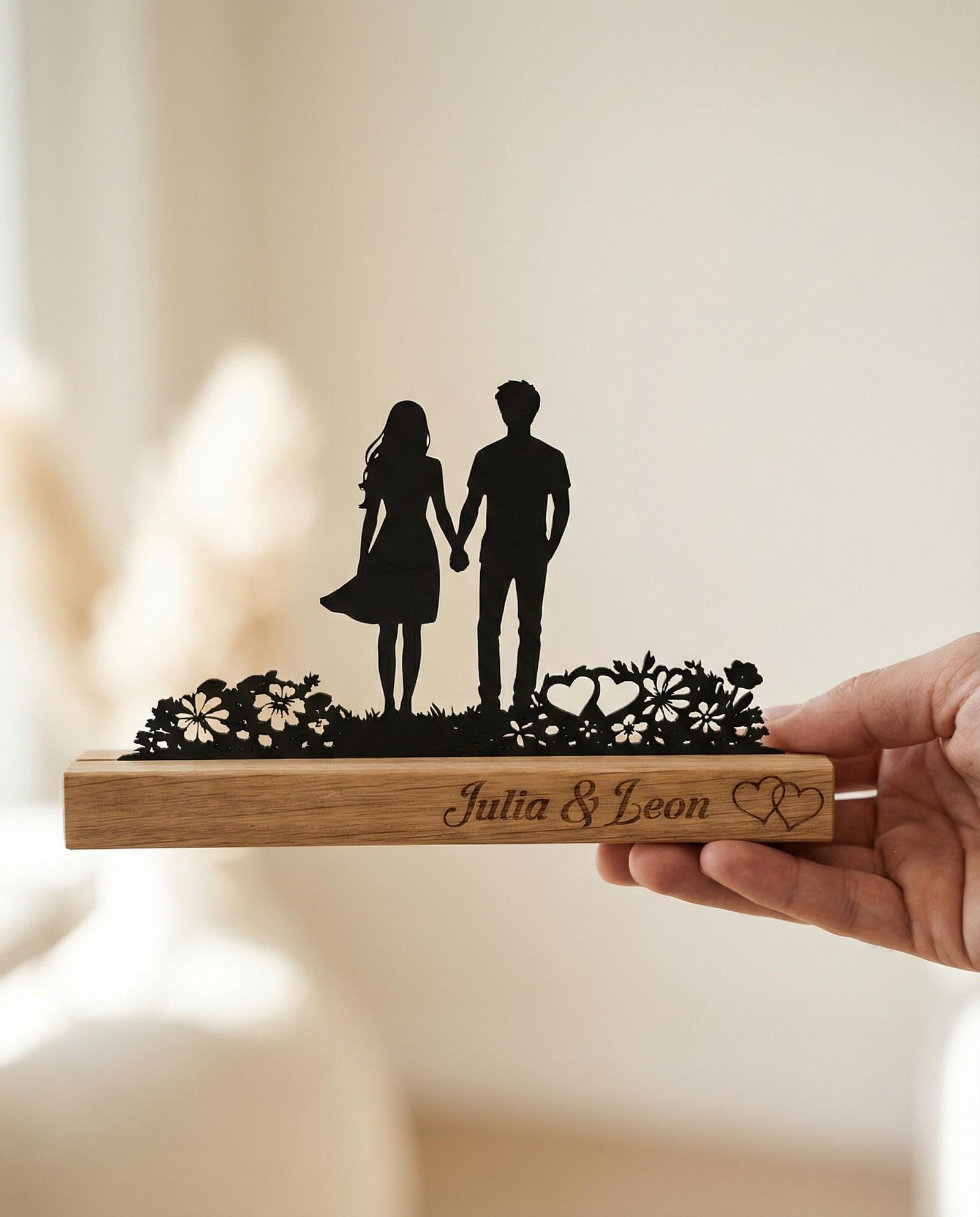 Paar-Silhouette aus Holz – Ansicht 3