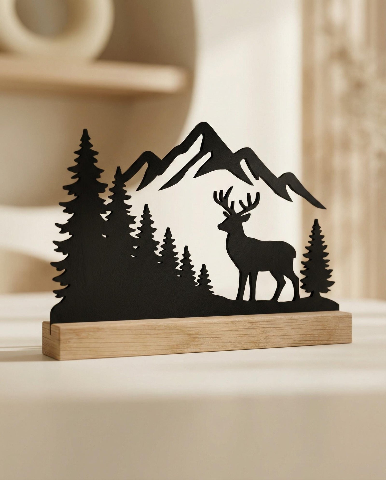 Hirsch-Silhouette aus Holz mit Bergmotiv – Ansicht 6
