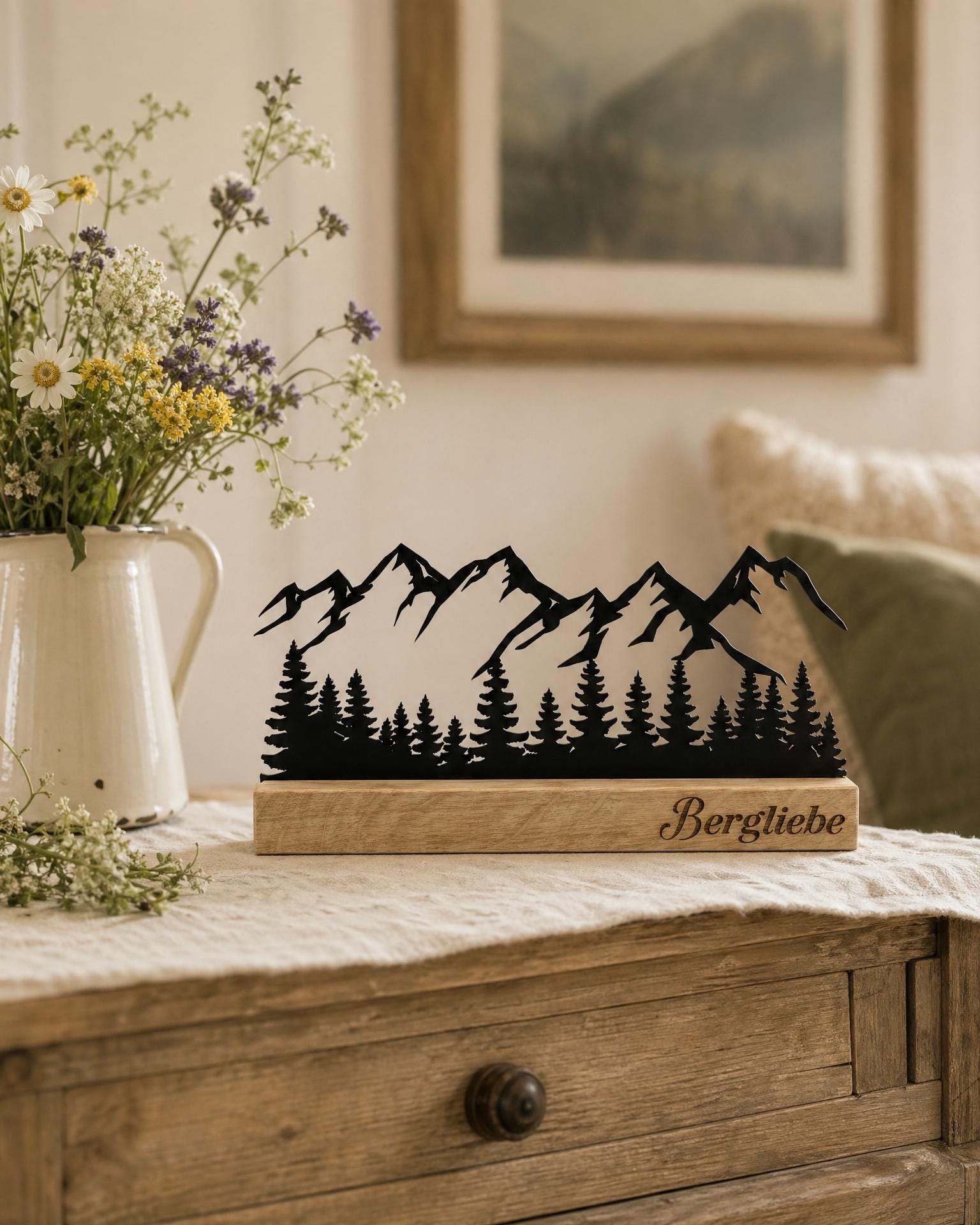 Bergsilhouette aus Holz – Ansicht 3