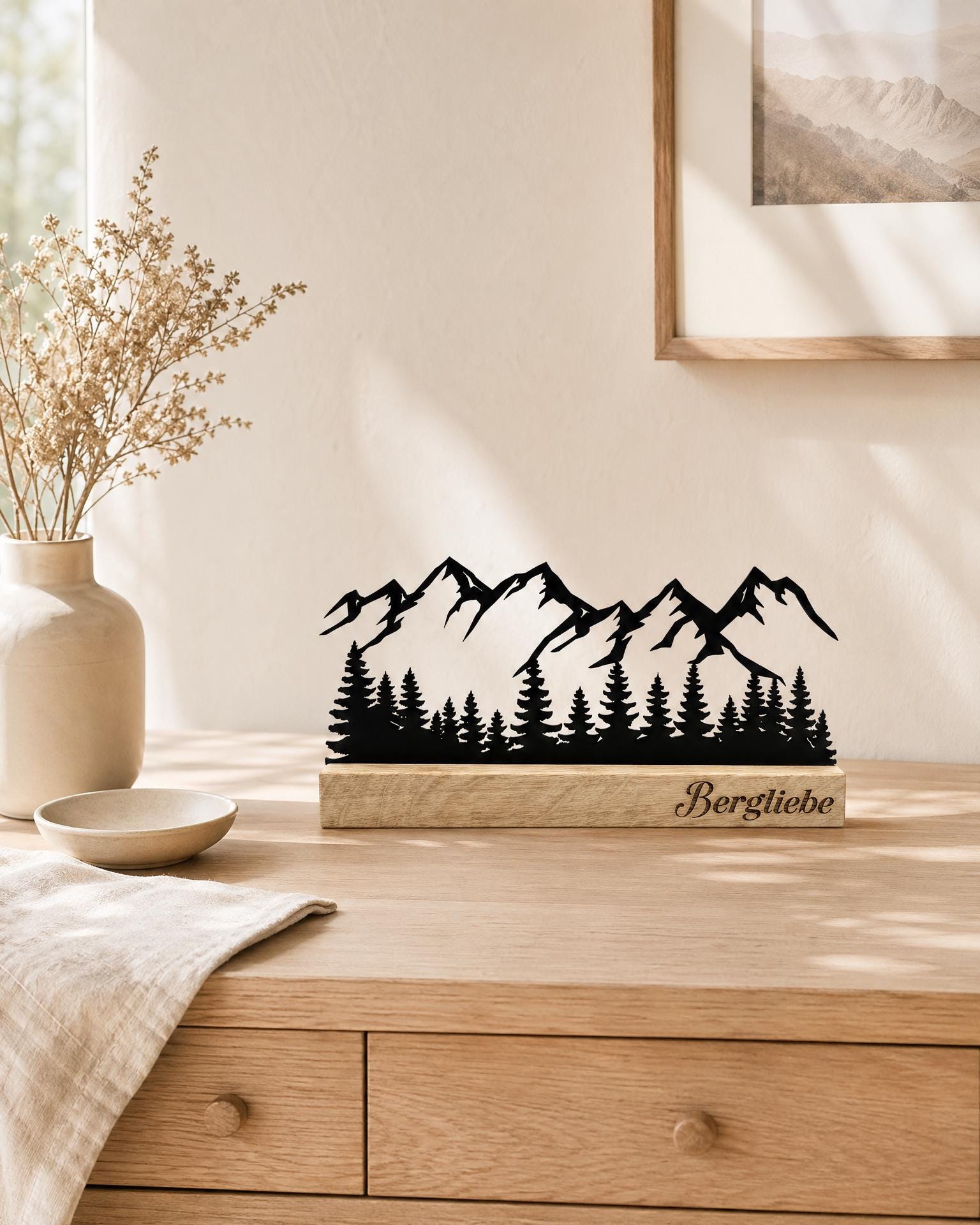 Bergsilhouette aus Holz – Ansicht 4