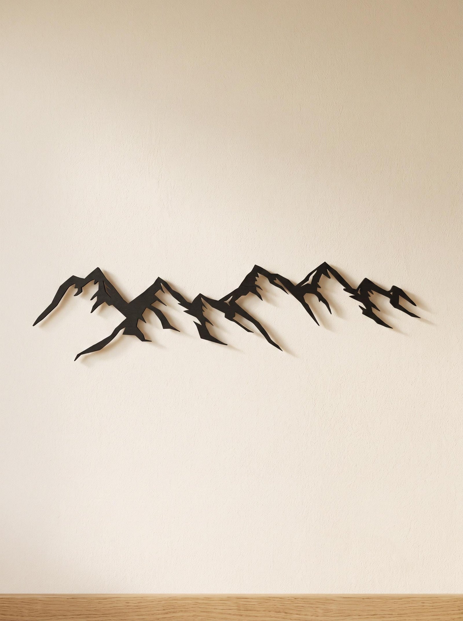 Bergsilhouette als 3D-Wanddeko – Ansicht 1