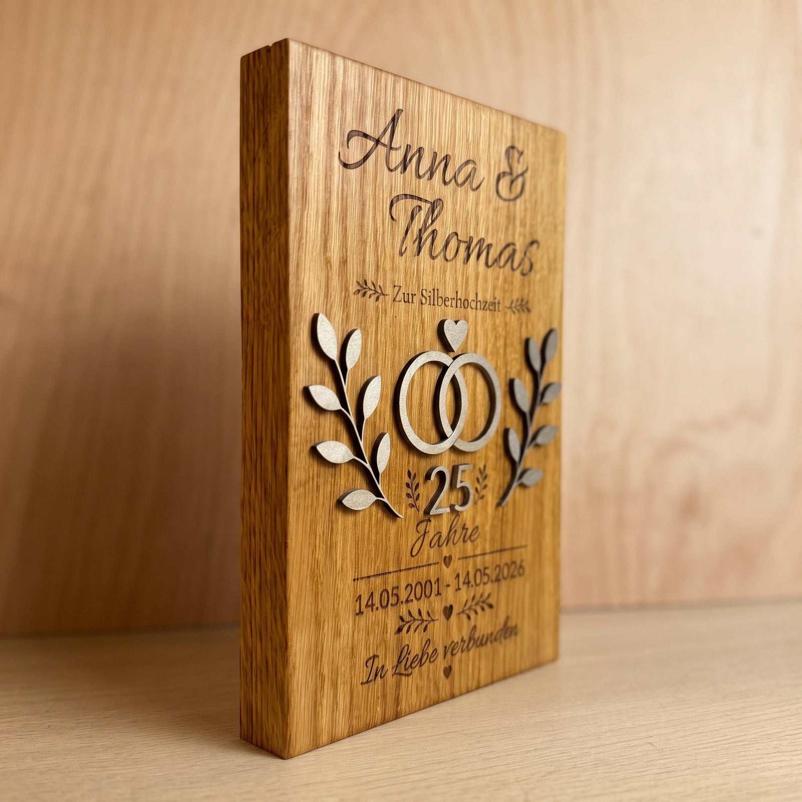Personalisiertes Holzschild zur Silberhochzeit – Ansicht 5