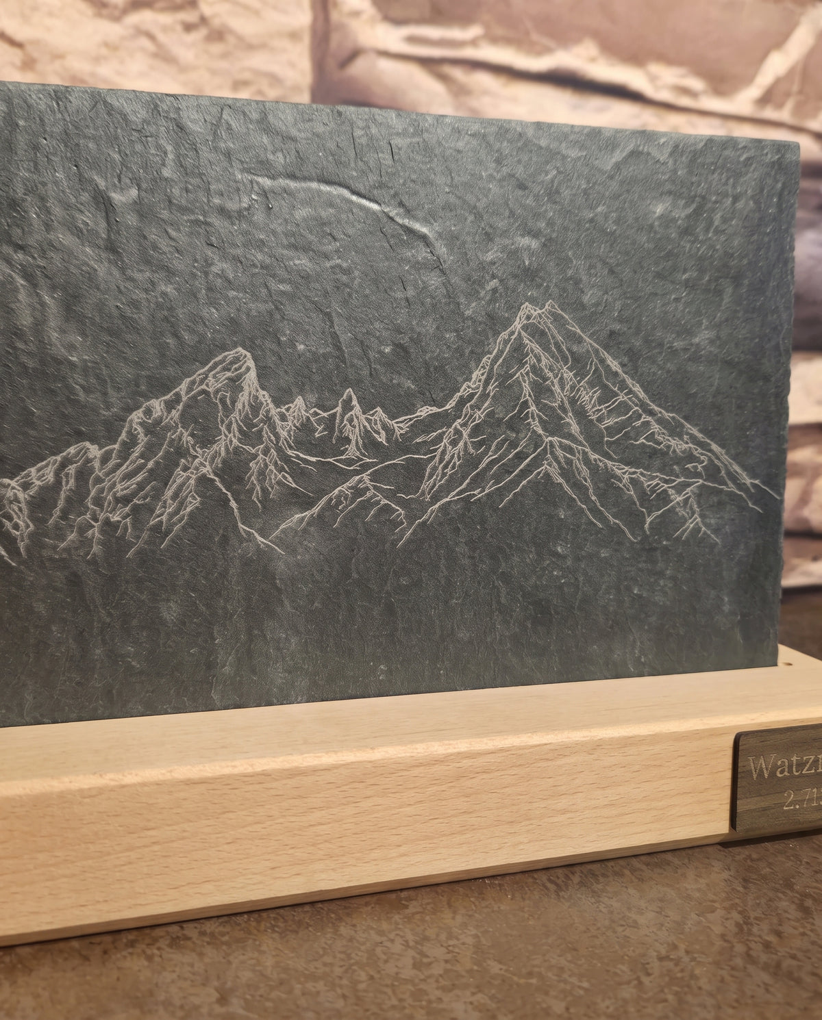 Watzmann-Schieferbild mit Buchenholzhalter
